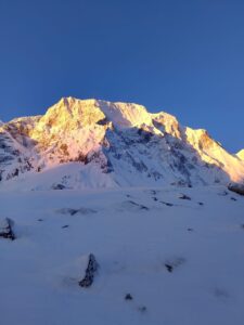 Manaslu Round Trek – Explore the Eighth Highest Mountain on Earth.